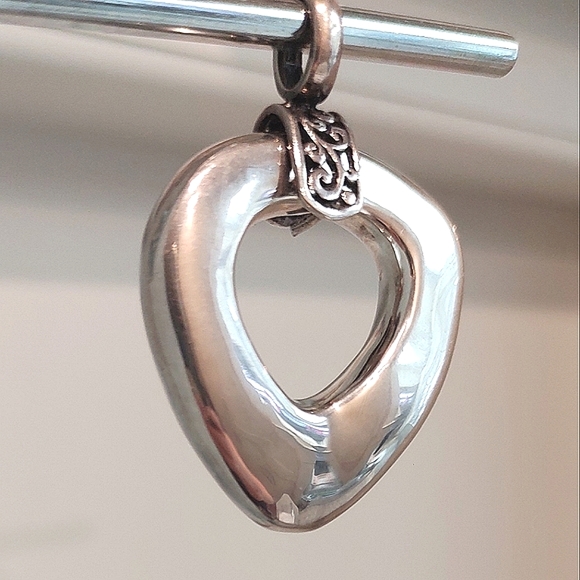 Sterling Silver 925 Heart Pendant Minimalist Design - Picture 4 of 13